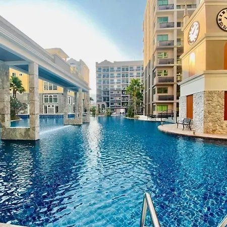 Arcadia Continental Resort, Pattaya Exterior photo